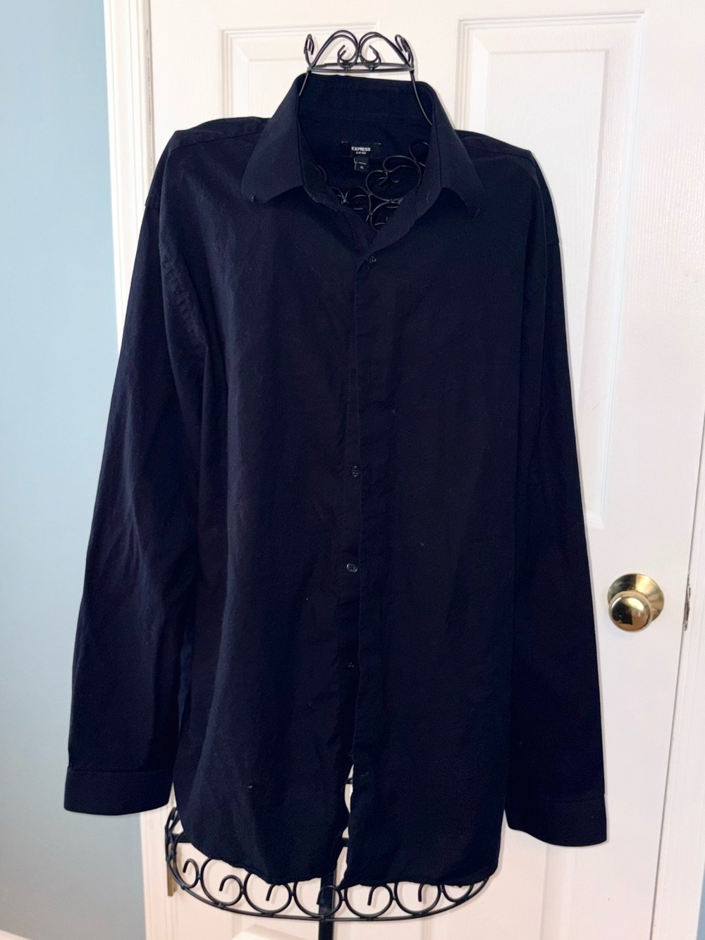 Express Men’s Black Long-Sleeve Button Down Dress Shirt